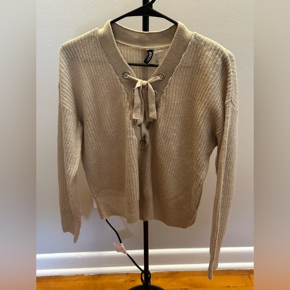 H&M Sweaters - H&M: Tan sweater with tie front